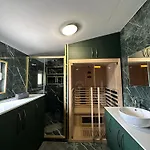 Sweet In Quiet Part Of Апартаменты Сплит