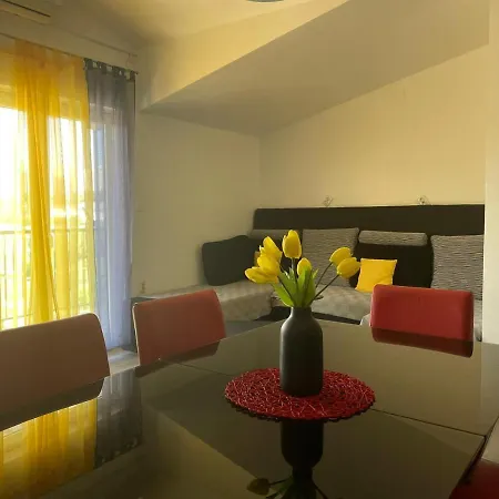 Sweet Apartment In Quiet Part Of Split Split