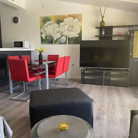 Sweet Apartment In Quiet Part Of Split * Split