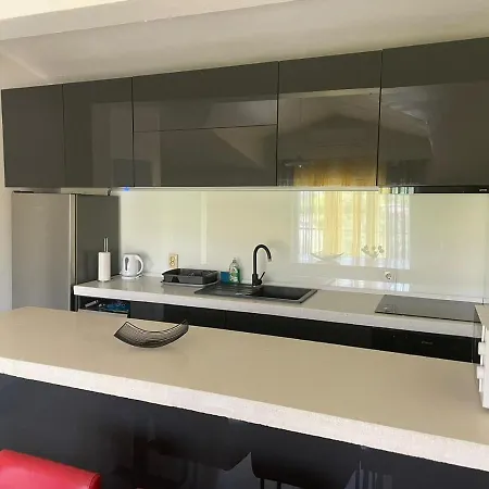 Apartman Sweet Apartment In Quiet Part Of Split Split